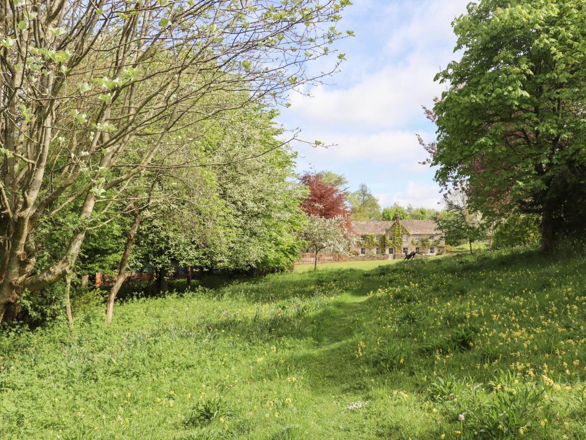 فيلا بورتون أُنذ ووترفي Foxhill Farm Barn المظهر الخارجي الصورة